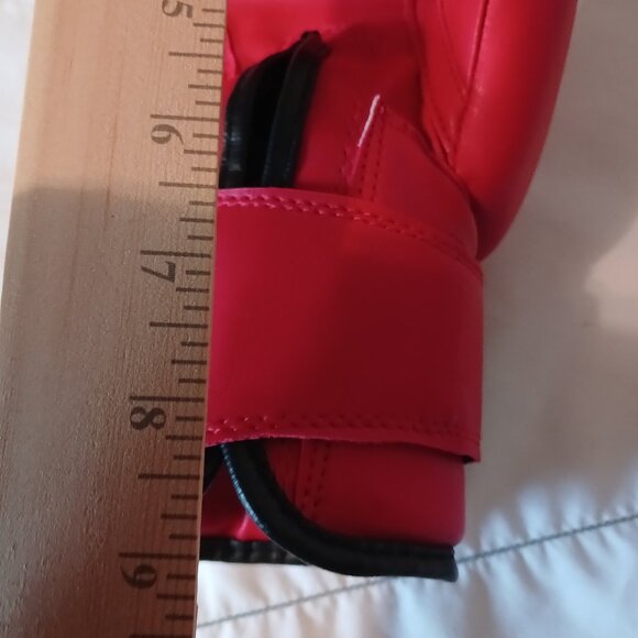 30 Minute Hit Fitness/Sport Boxing Gloves Size 8 Red - Picture 4 of 7